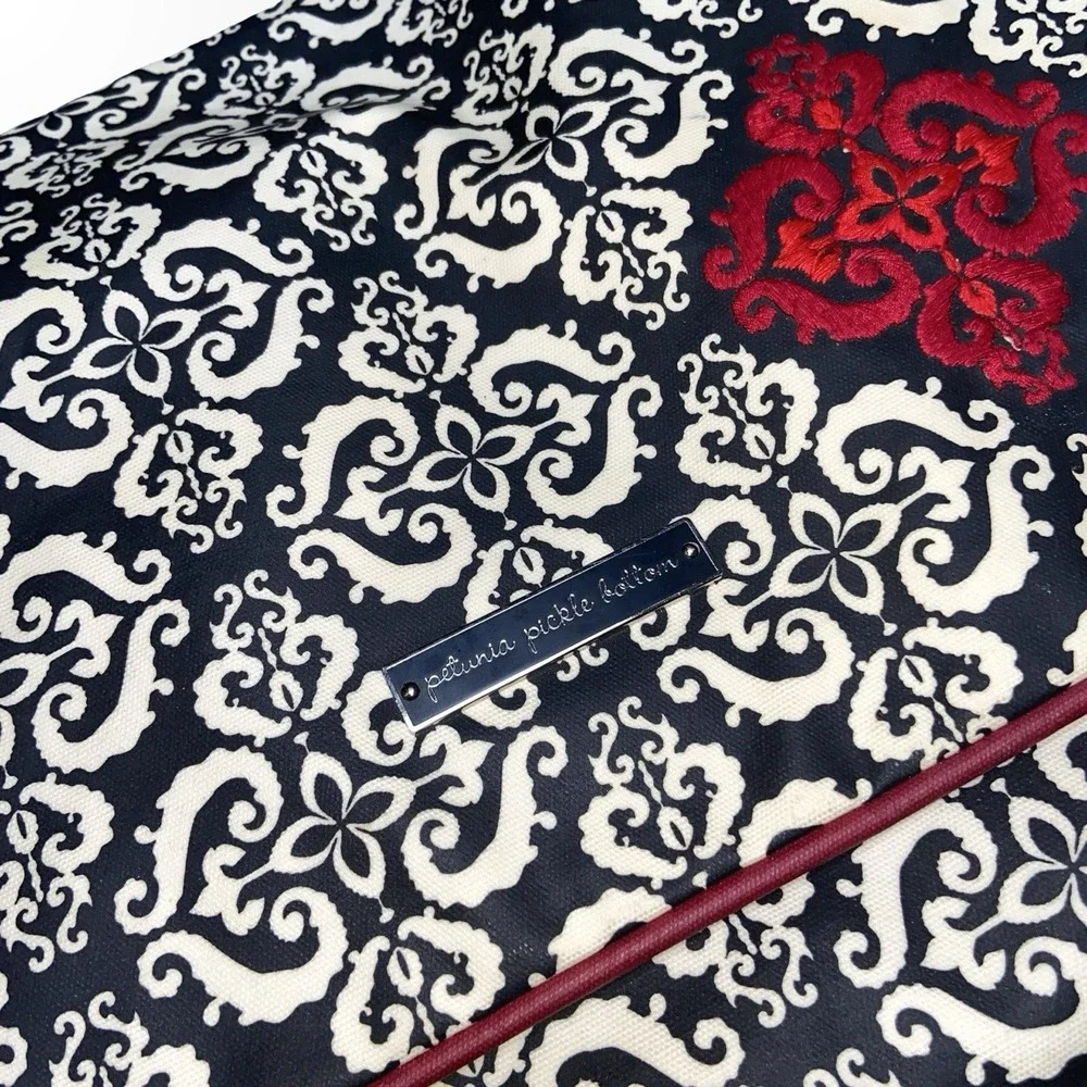 Petunia Pickle Bottom Diaper Bag Messenger Bag Black White Red Baby Travel Tote